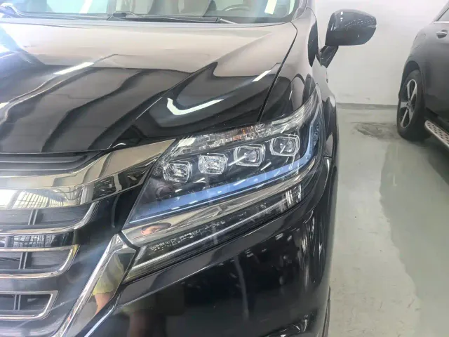 Honda Elysion — Фото автомобиля 3