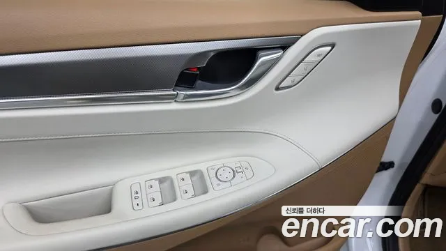 Hyundai Grandeur New — Фото автомобиля 24
