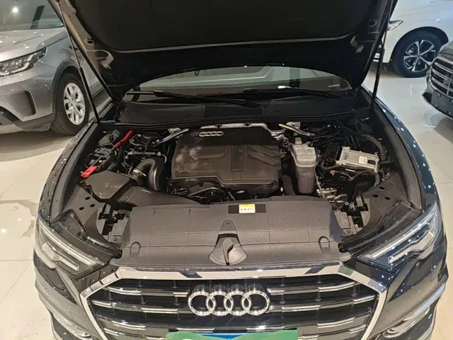 Audi A6L — Фото автомобиля 19