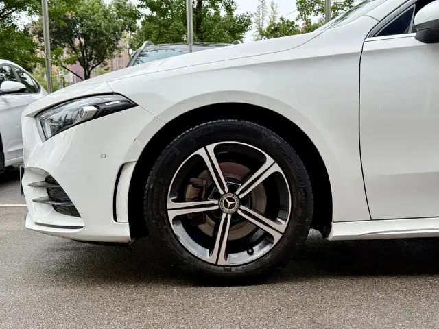 Mercedes-Benz A-Class — Фото автомобиля 13