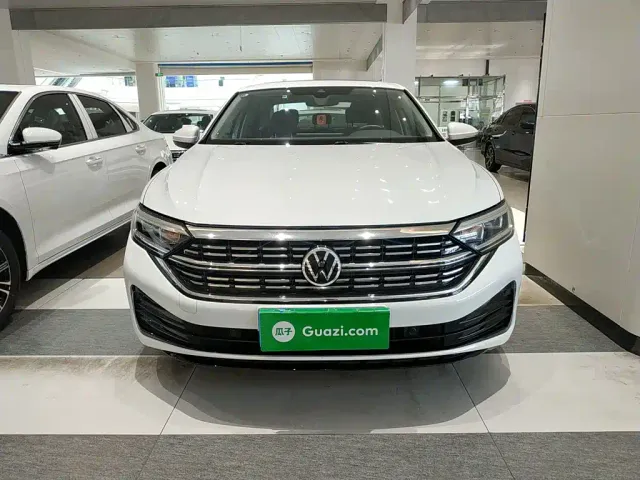 Volkswagen Sagitar — Фото автомобиля 2