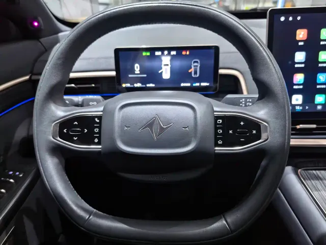 Dongfeng eπ 008 — Фото автомобиля 10