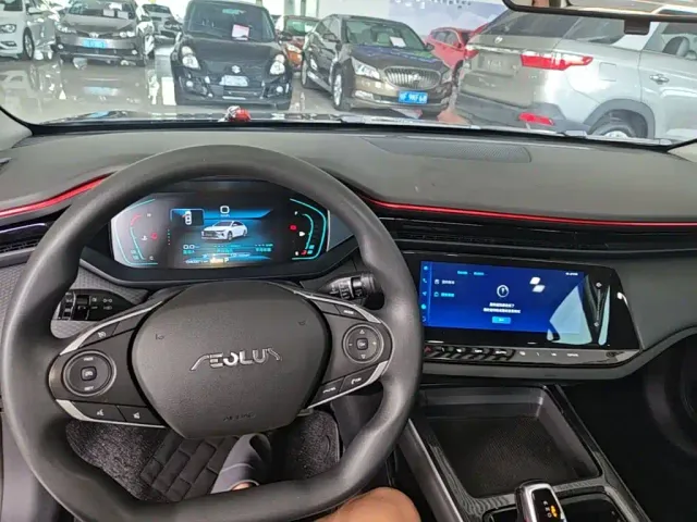 Dongfeng Yixuan MAX — Фото автомобиля 5