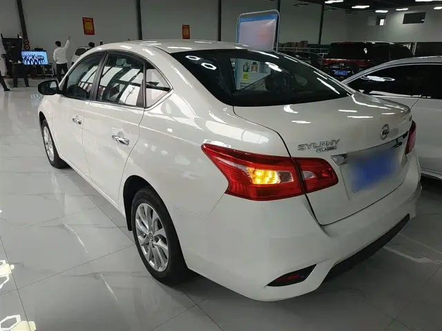 Nissan Sylphy — Фото автомобиля 22