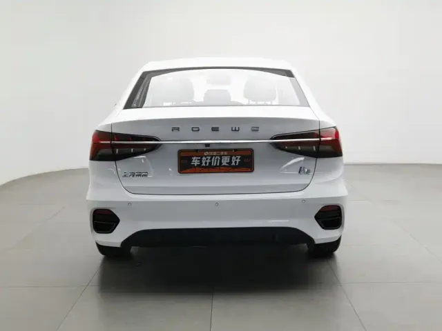 Roewe i5 — Фото автомобиля 4