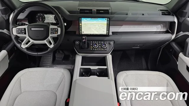 Land Rover Defender — Фото автомобиля 9