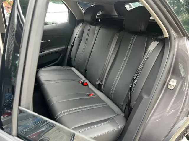 Peugeot 4008 — Фото автомобиля 9