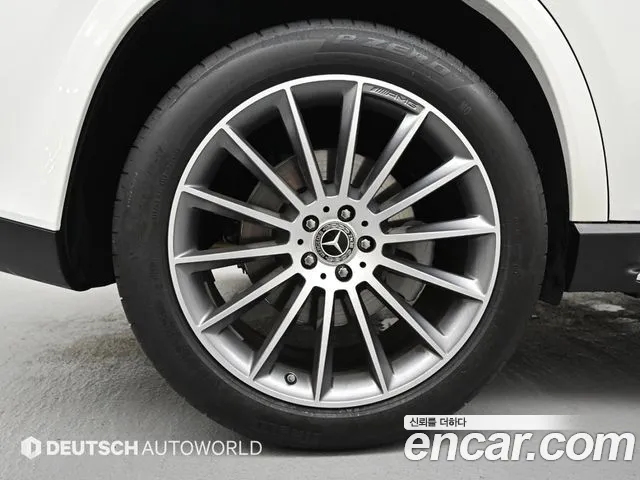 Mercedes-Benz GLE-Class — Фото автомобиля 5
