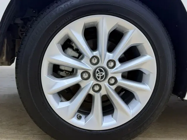 Toyota Corolla — Фото автомобиля 23