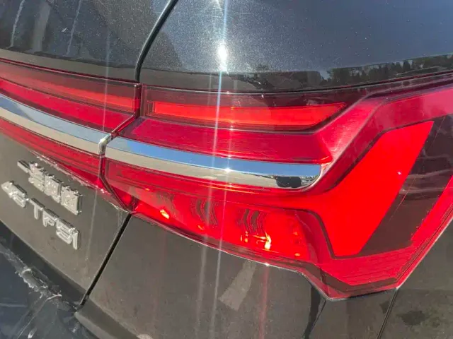 Audi A6L — Фото автомобиля 12
