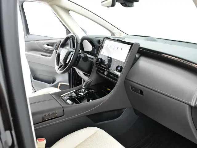 Toyota Alphard — Фото автомобиля 12