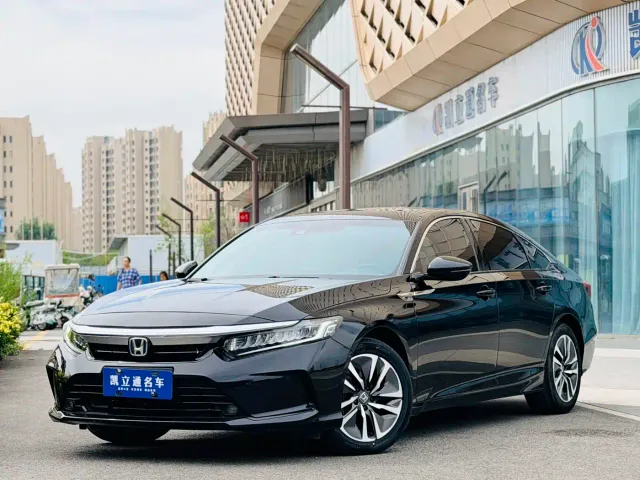 Фотография автомобиля — Honda Inspire