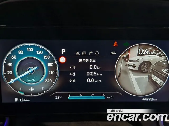 Hyundai Avante CN7 — Фото автомобиля 8