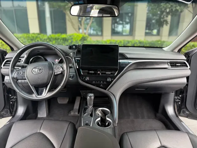 Toyota Camry — Фото автомобиля 6