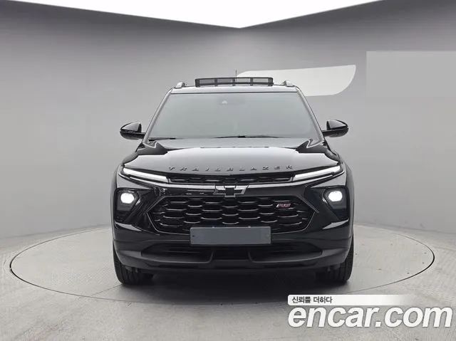 Chevrolet Trailblazer New — Фото автомобиля 2