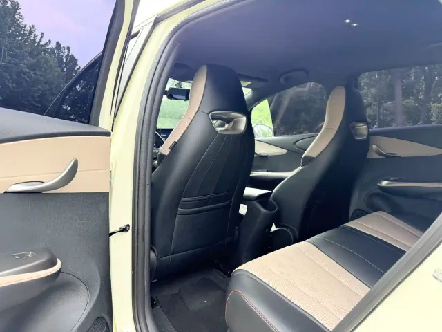 BYD Dolphin — Фото автомобиля 19