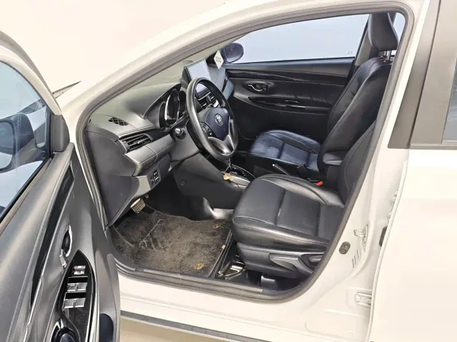 Toyota YARiS L Zhi Xuan — Фото автомобиля 13