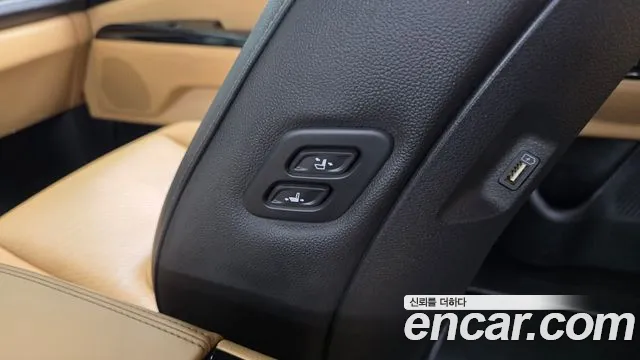 Kia Canival Carnival 4 поколение Дизель 7 мест Noblesse — Фото автомобиля 14