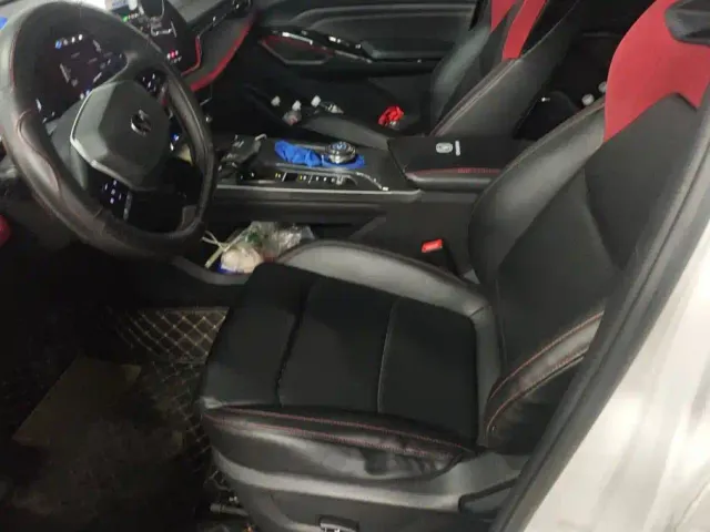 Changan X5 Plus — Фото автомобиля 9
