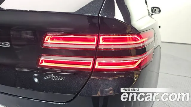 Genesis GV80 — Фото автомобиля 8