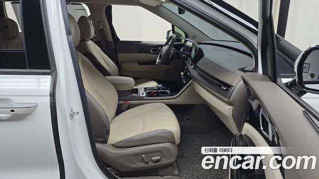 Kia Carnival 4th Gen — Фото автомобиля 16