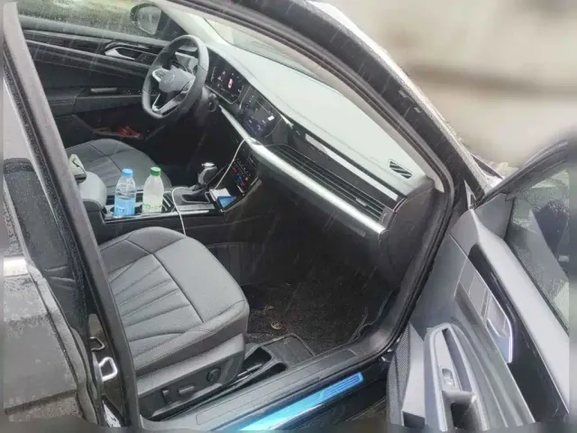 Volkswagen Passat — Фото автомобиля 12