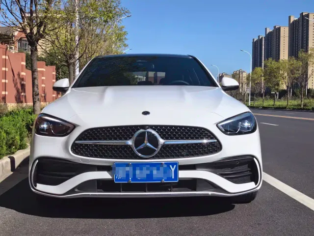 Mercedes-Benz C-Class — Фото автомобиля 2