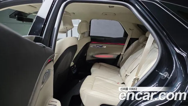 Genesis GV70 — Фото автомобиля 18
