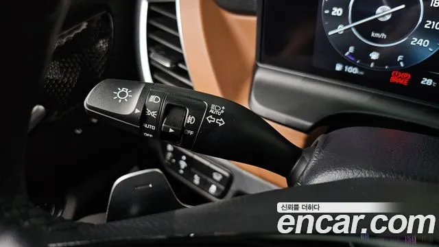 Kia Seltos — Фото автомобиля 25