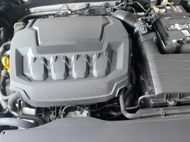 Volkswagen Passat — Фото автомобиля 10