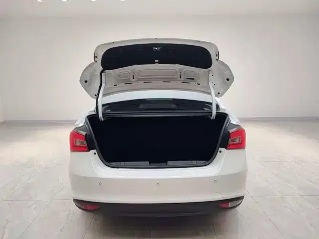 Chery Arrizo 5 — Фото автомобиля 13