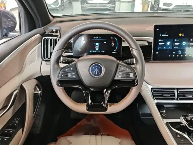 BYD Song Pro — Фото автомобиля 10