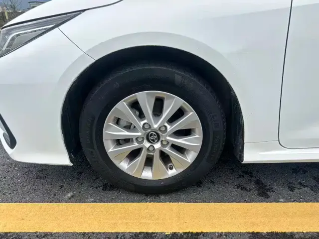 Toyota Corolla — Фото автомобиля 19