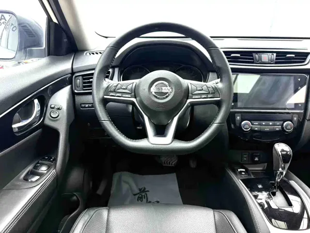 Nissan X-Trail — Фото автомобиля 13