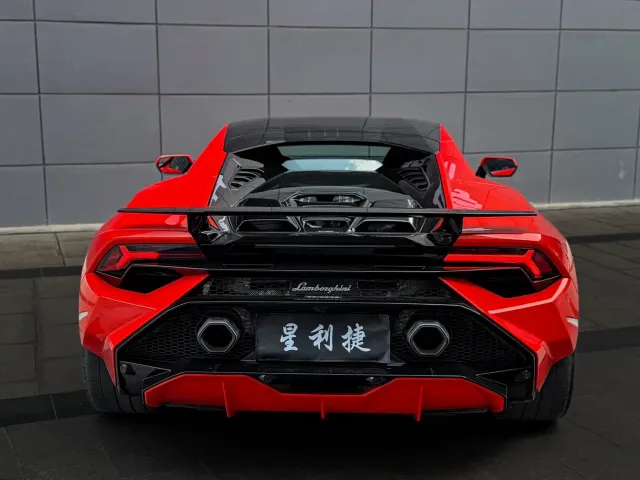 Lamborghini Huracan — Фото автомобиля 6