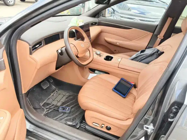 Dongfeng Aeolus L8 — Фото автомобиля 8