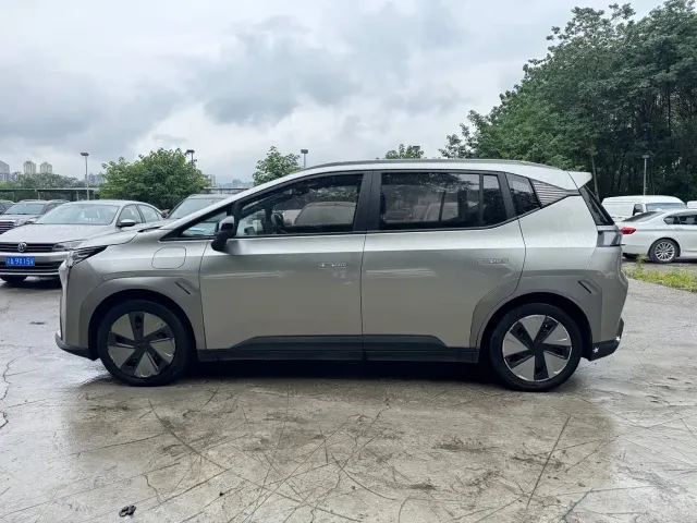 GAC Aion Y — Фото автомобиля 7