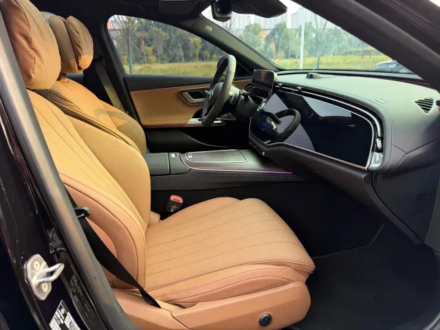 Mercedes-Benz E-Class — Фото автомобиля 13