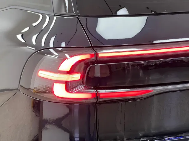 Changan Qiyuan Q07 — Фото автомобиля 8
