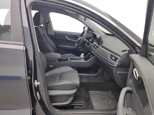 Chery Tiggo 8 — Фото автомобиля 23