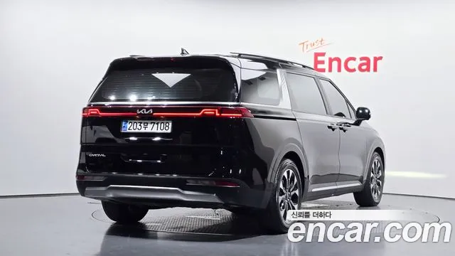 Kia Canival Carnival 4 поколение Бензин 7 мест Signature — Фото автомобиля 2