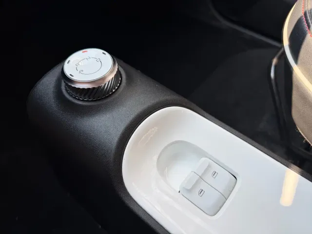 Wuling Hongguang Mini EV — Фото автомобиля 14
