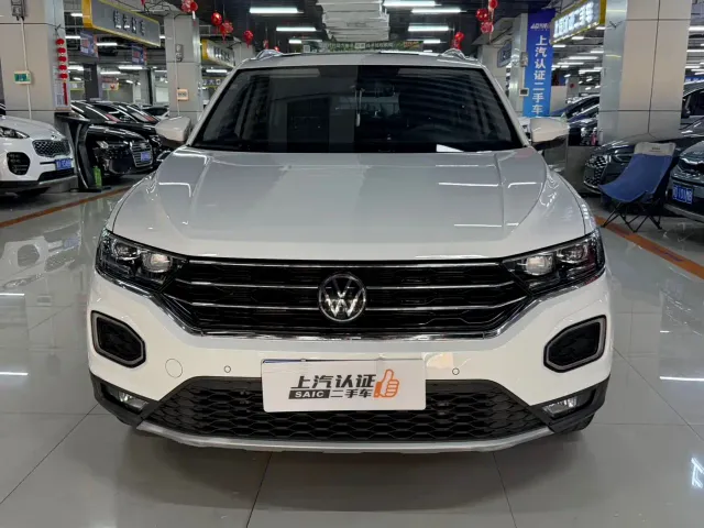 Volkswagen T-Roc — Фото автомобиля 2