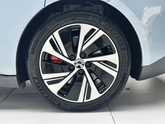 Nio ET5 — Фото автомобиля 26