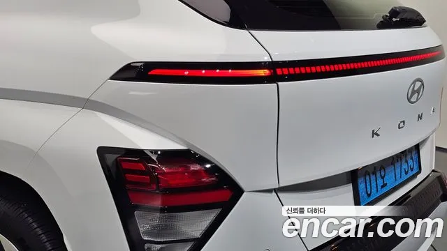 Hyundai Kona SX2 — Фото автомобиля 8