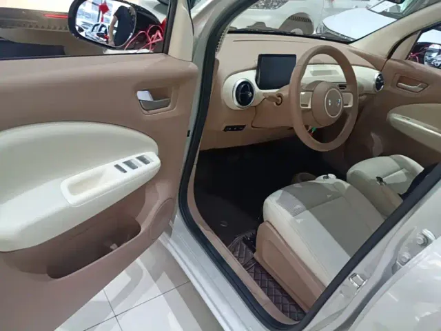 Wuling Hongguang Mini EV — Фото автомобиля 15