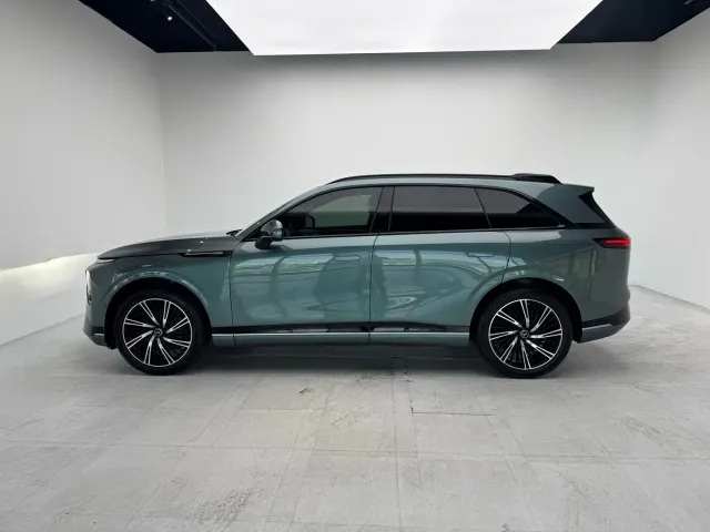Xpeng G9 — Фото автомобиля 2