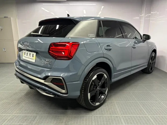 Audi Q2L — Фото автомобиля 17