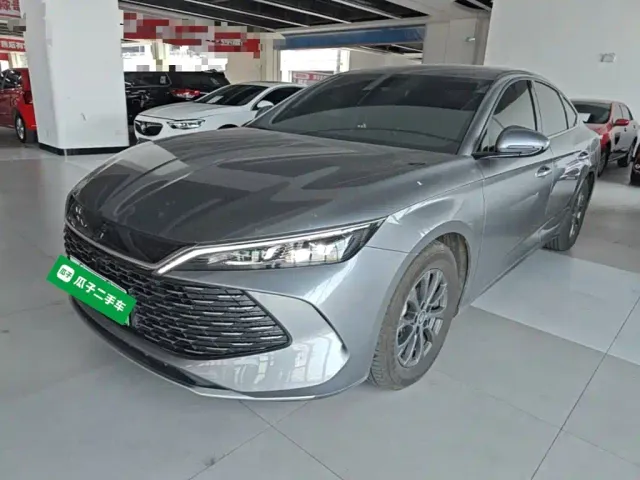 Фотография автомобиля — BYD Qin L