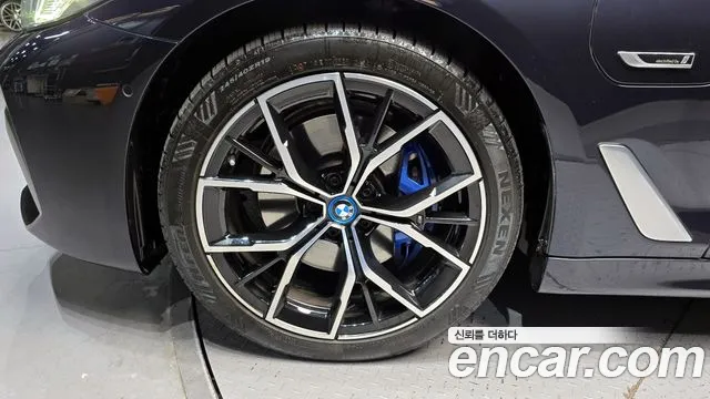 BMW 5-Series 5 серия (G30) — Фото автомобиля 5